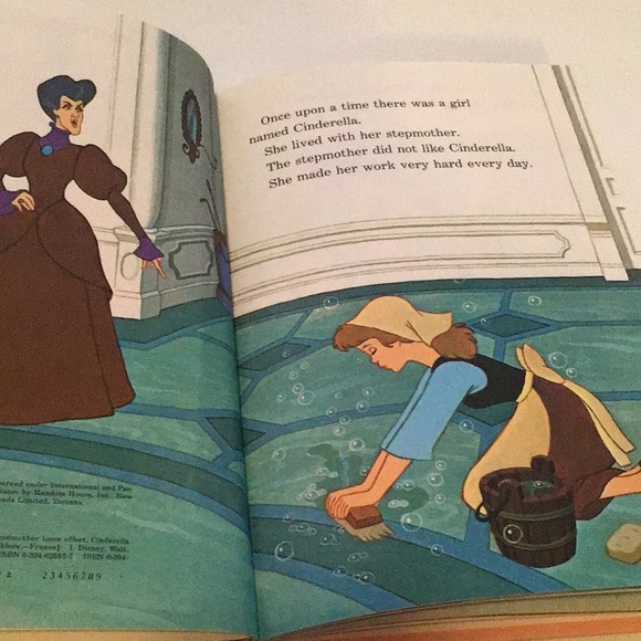 Vintage Cinderella kids book Disney's Wonderful World of Reading 1974 - Picture 6 of 12